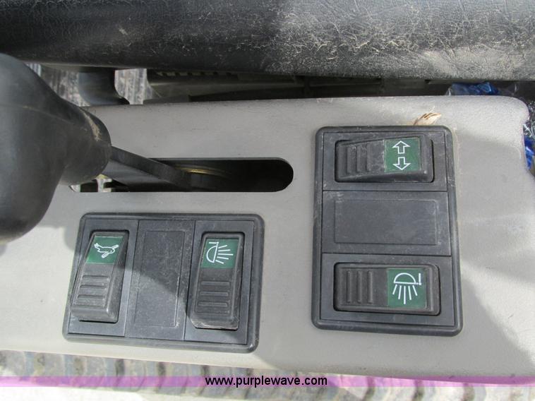 image for item I4134 2008 Volvo EC15B compact excavator