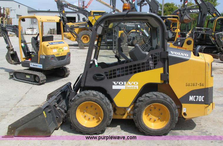 image for item I4135 2012 Volvo MC70C skid steer