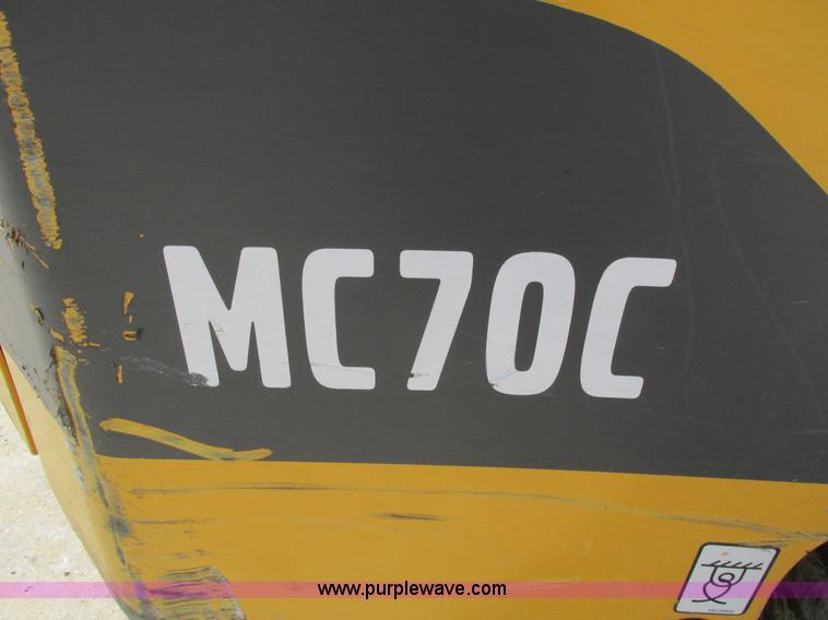 image for item I4135 2012 Volvo MC70C skid steer