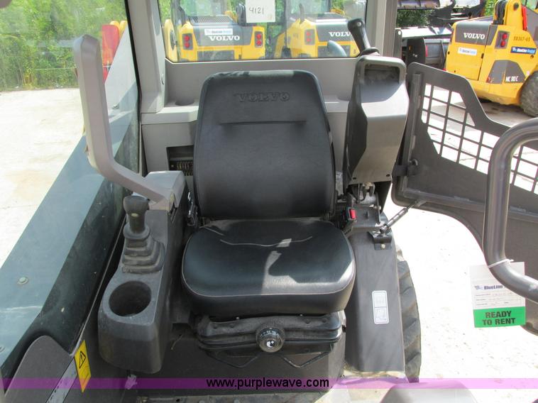 image for item I4135 2012 Volvo MC70C skid steer