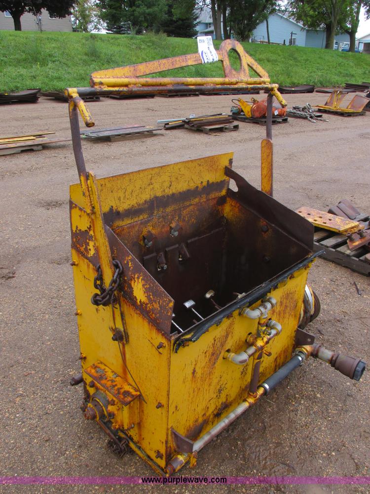 image for item I6062 Pug mill