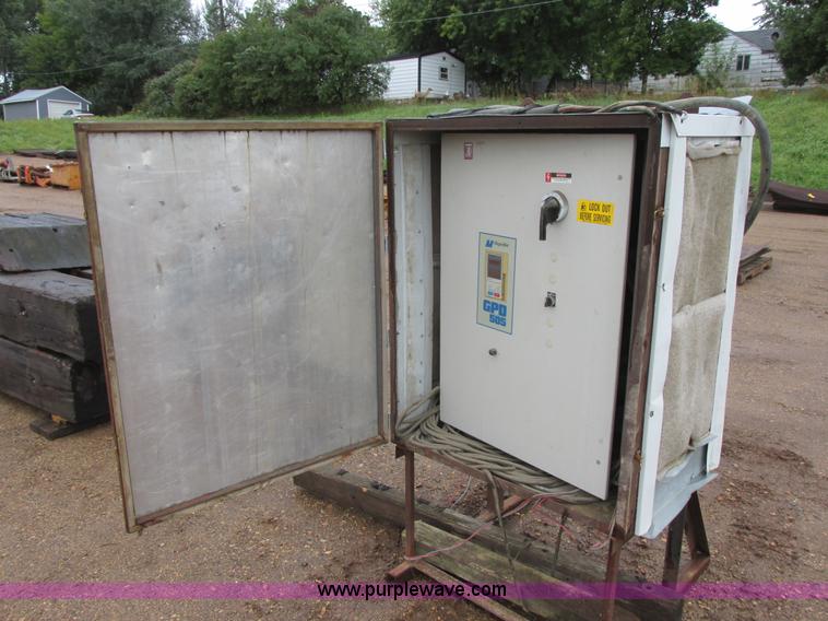 image for item I6064 Magna Tek GPD505 variable speed control box