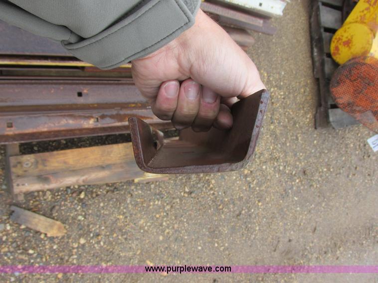 image for item I6070 (21) assorted screen clamps for crusher screen plants