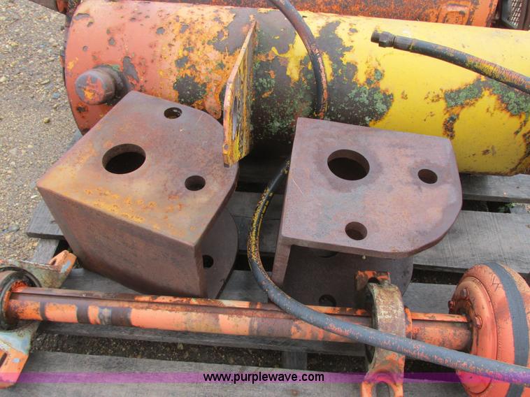 image for item I6071 Hydraulic tank with pump