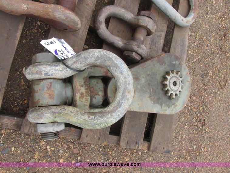 image for item I6072 (2) clevis