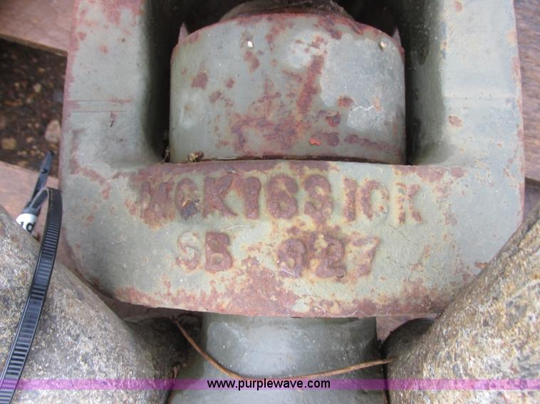 image for item I6072 (2) clevis