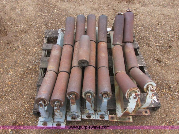 image for item I6086 Assorted rollers