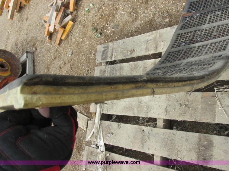 image for item I6090 El Jay poly screens