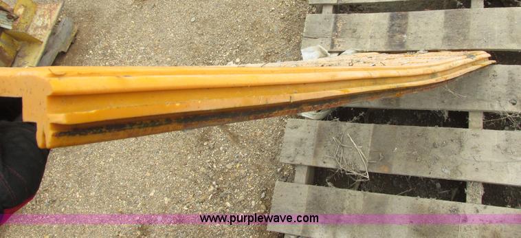 image for item I6090 El Jay poly screens