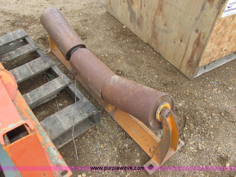 image for item I6091 Assorted rollers