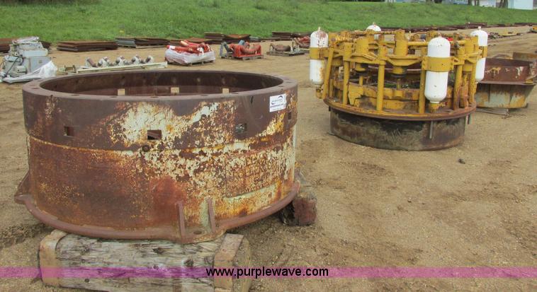 image for item I6098 El Jay RRC54 Roller cone 54 cone crusher