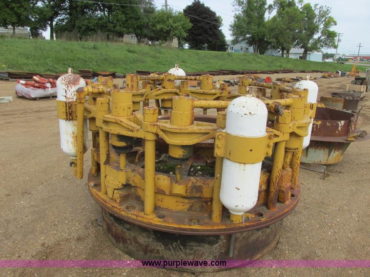 image for item I6098 El Jay RRC54 Roller cone 54 cone crusher