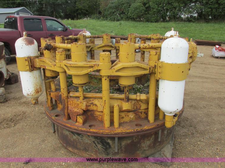 image for item I6098 El Jay RRC54 Roller cone 54 cone crusher