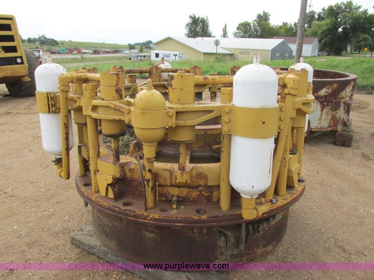 image for item I6098 El Jay RRC54 Roller cone 54 cone crusher