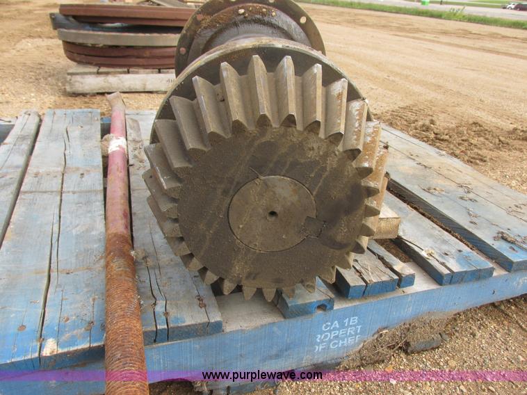 image for item I6098 El Jay RRC54 Roller cone 54 cone crusher