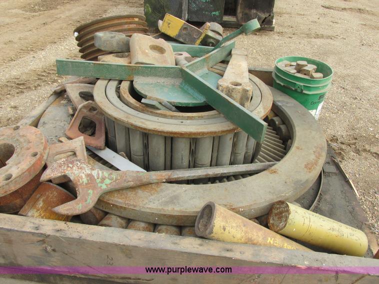 image for item I6098 El Jay RRC54 Roller cone 54 cone crusher