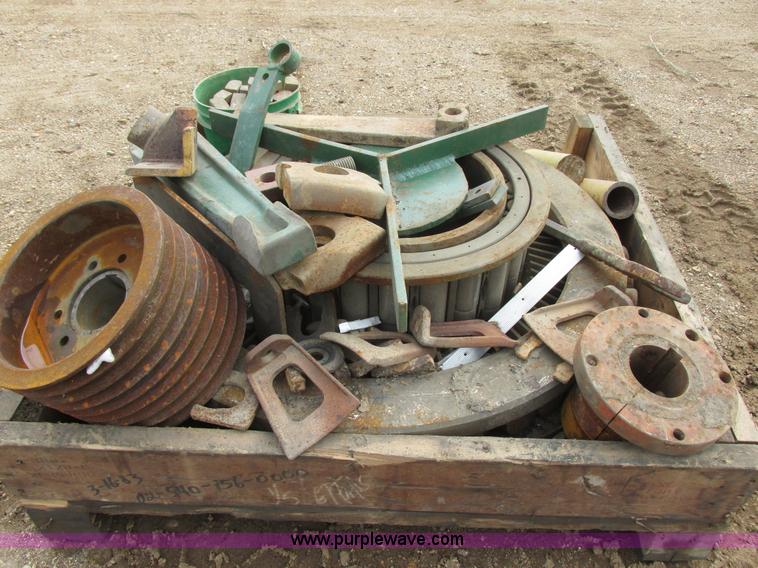 image for item I6098 El Jay RRC54 Roller cone 54 cone crusher