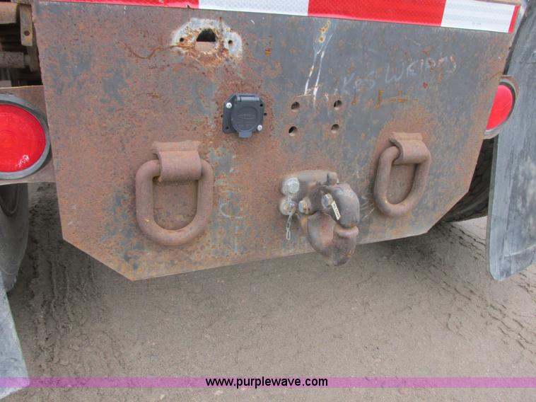 image for item I6136 1982 Ford LTL 9000 semi truck