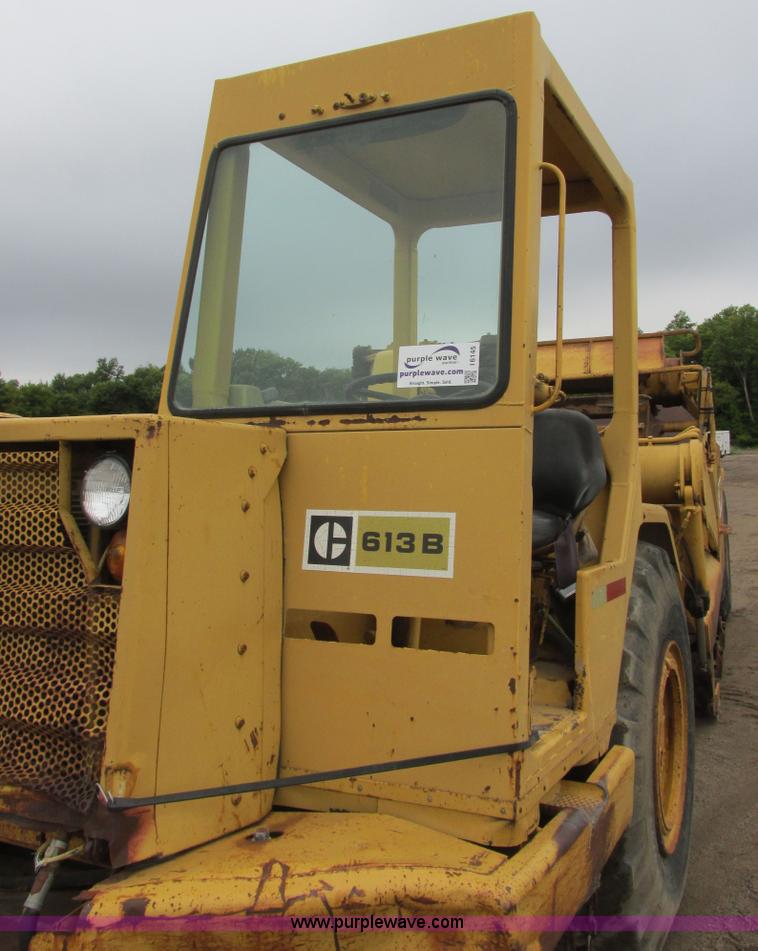 image for item I6145 1979 Caterpillar 613B elevating scraper