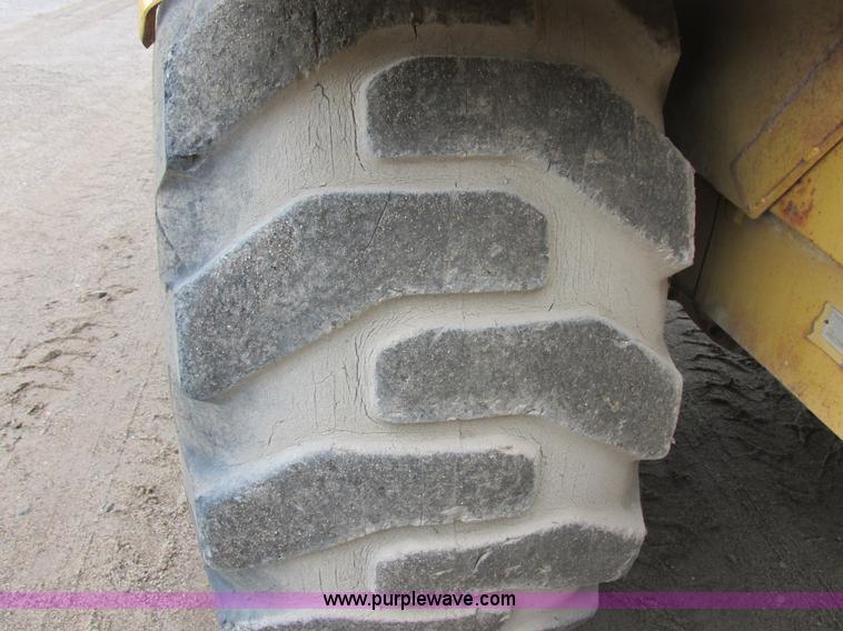 image for item I6145 1979 Caterpillar 613B elevating scraper