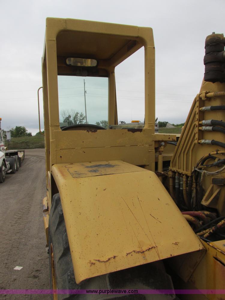 image for item I6145 1979 Caterpillar 613B elevating scraper