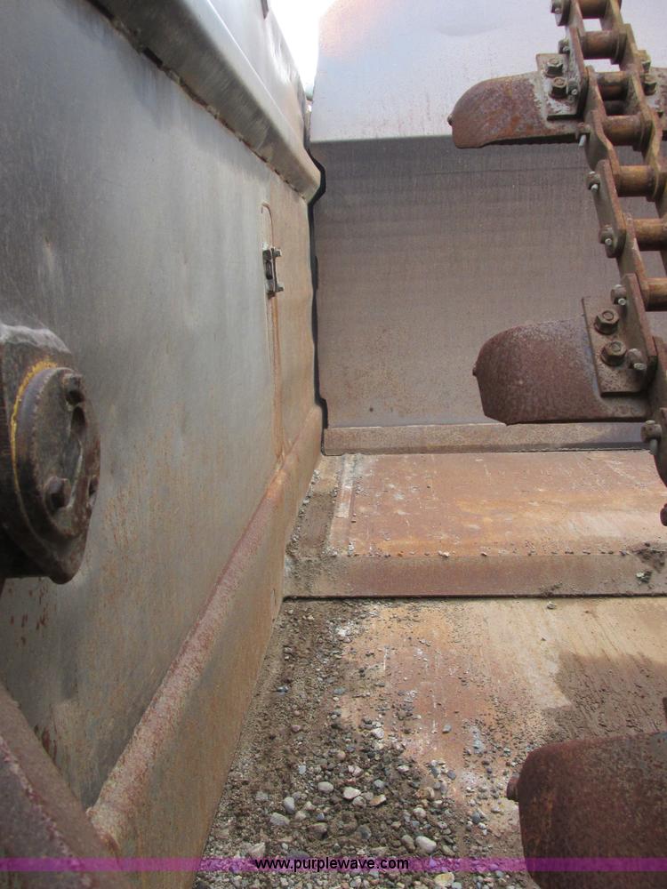 image for item I6145 1979 Caterpillar 613B elevating scraper