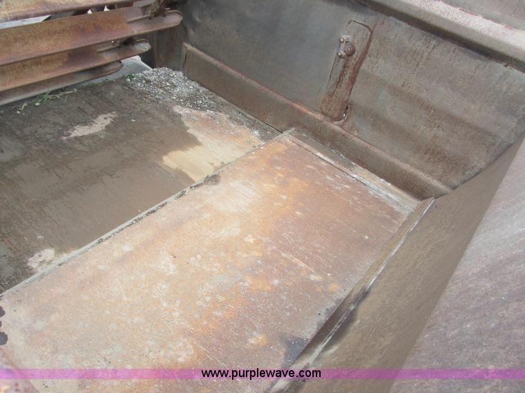 image for item I6145 1979 Caterpillar 613B elevating scraper