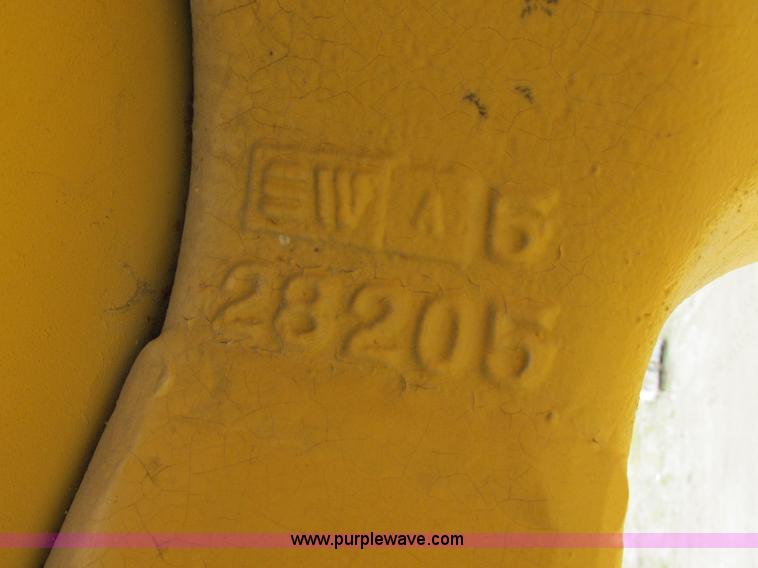 image for item I6145 1979 Caterpillar 613B elevating scraper