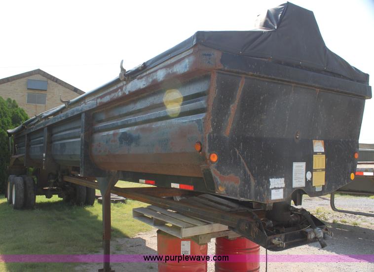 image for item I7258 2000 Lufkin Ultra-Light dump trailer