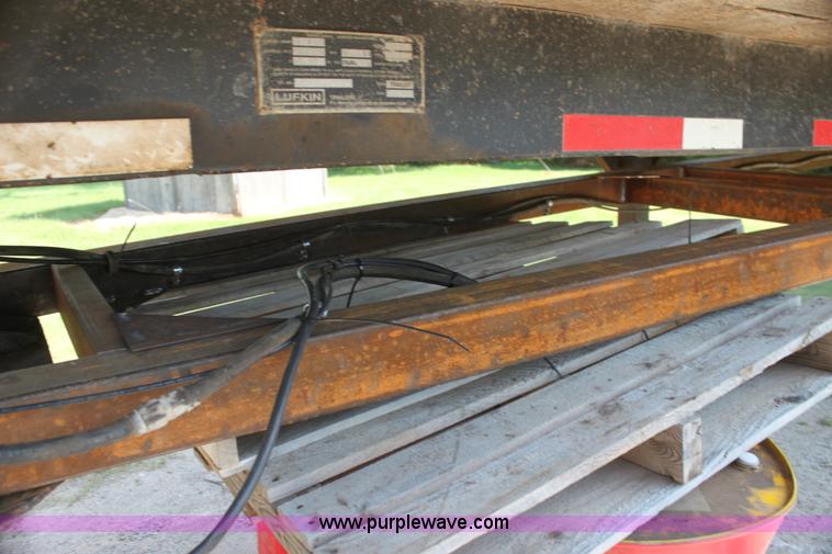 image for item I7258 2000 Lufkin Ultra-Light dump trailer