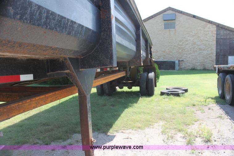 image for item I7258 2000 Lufkin Ultra-Light dump trailer
