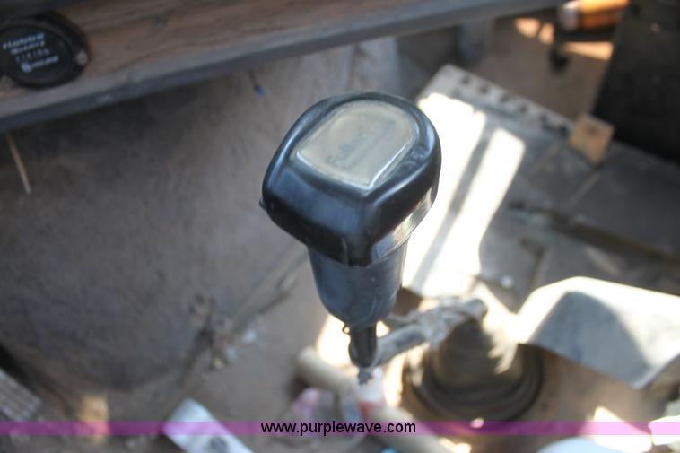 image for item I7259 1988 White WCA tank truck