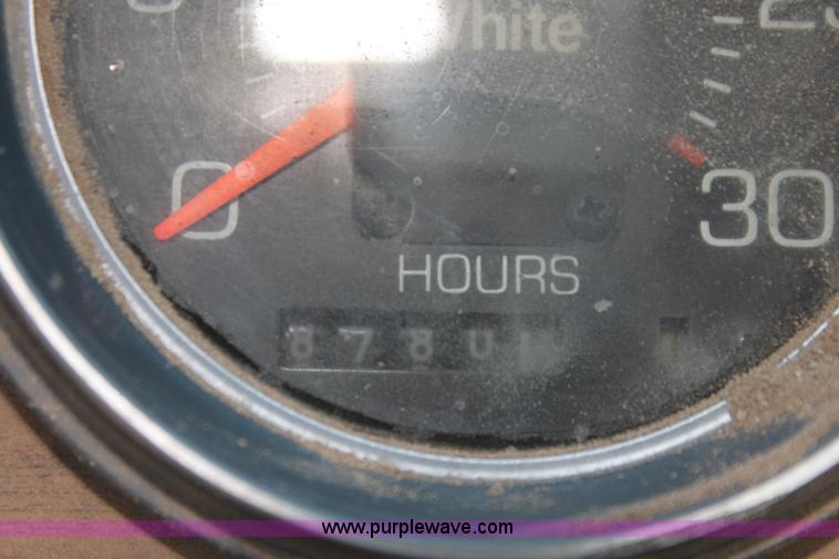 image for item I7259 1988 White WCA tank truck