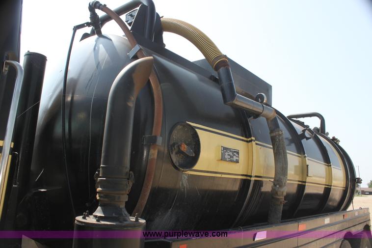 image for item I7259 1988 White WCA tank truck