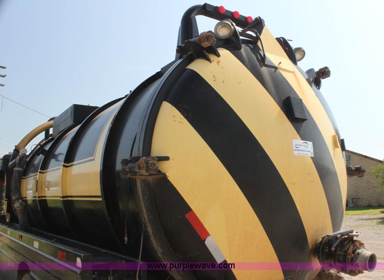 image for item I7259 1988 White WCA tank truck