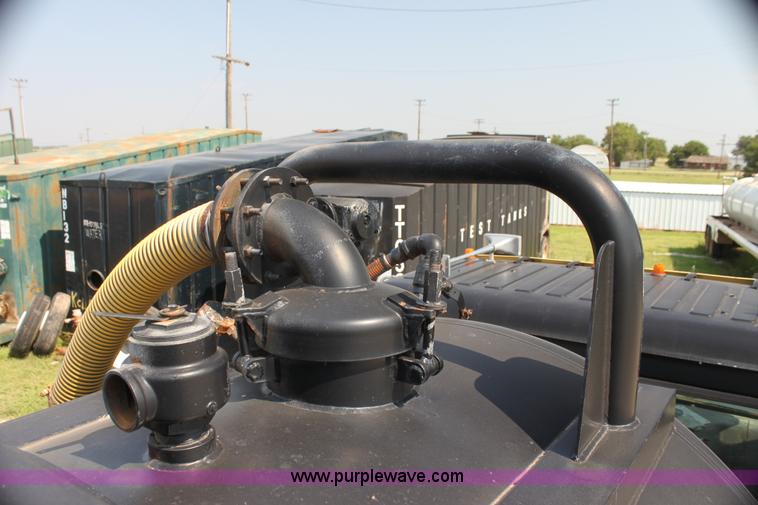 image for item I7259 1988 White WCA tank truck