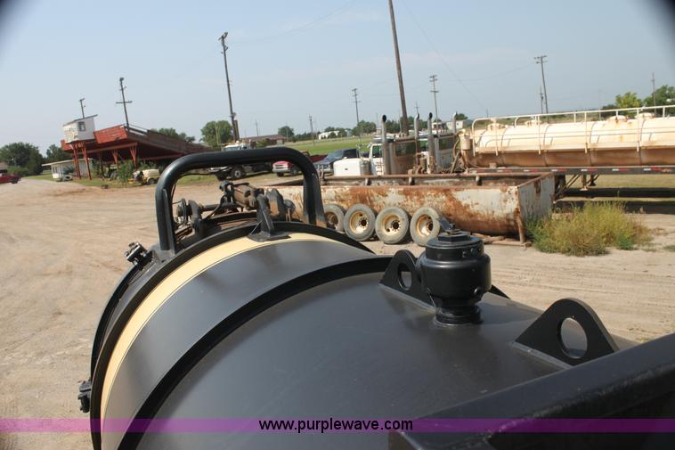 image for item I7259 1988 White WCA tank truck