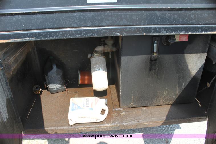 image for item I7259 1988 White WCA tank truck