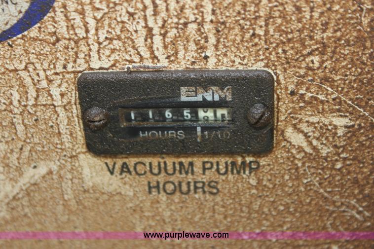 image for item I7259 1988 White WCA tank truck