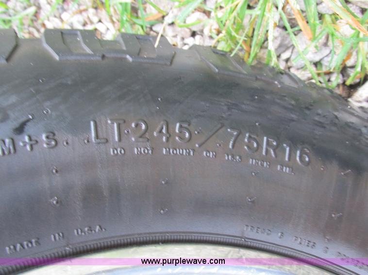 image for item I8949 1993 Ford F450 Super Duty XL flatbed truck