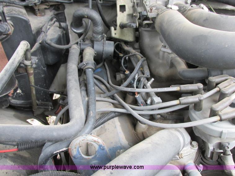 image for item I8949 1993 Ford F450 Super Duty XL flatbed truck