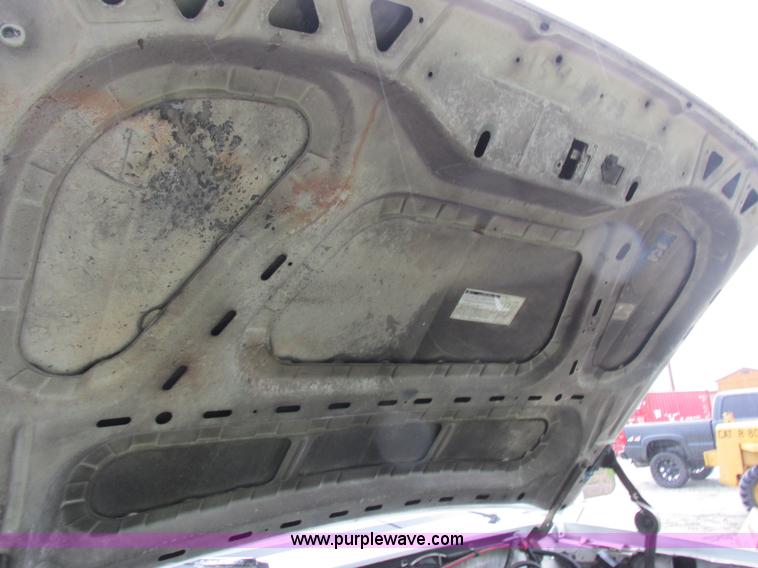 image for item I8949 1993 Ford F450 Super Duty XL flatbed truck