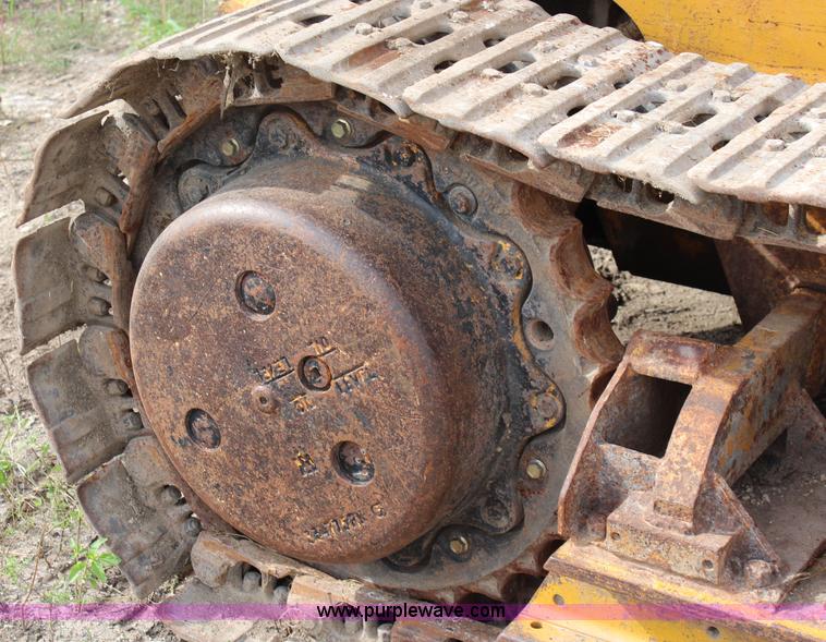 image for item J2127 International 175 track loader