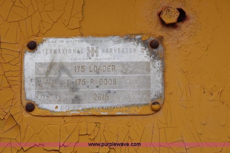 image for item J2127 International 175 track loader