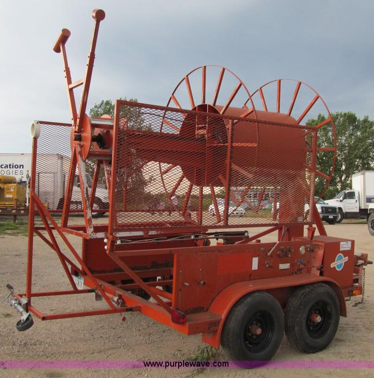 image for item J3415 1997 Stewart&Stevenson CE-93 figure eight trailer