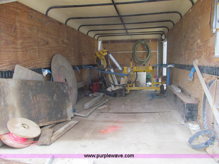 image for item J3419 1998 Kargo King enclosed trailer