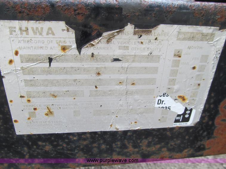 image for item J3419 1998 Kargo King enclosed trailer