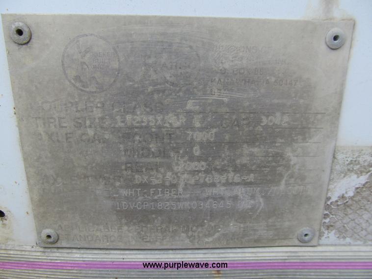 image for item J3419 1998 Kargo King enclosed trailer