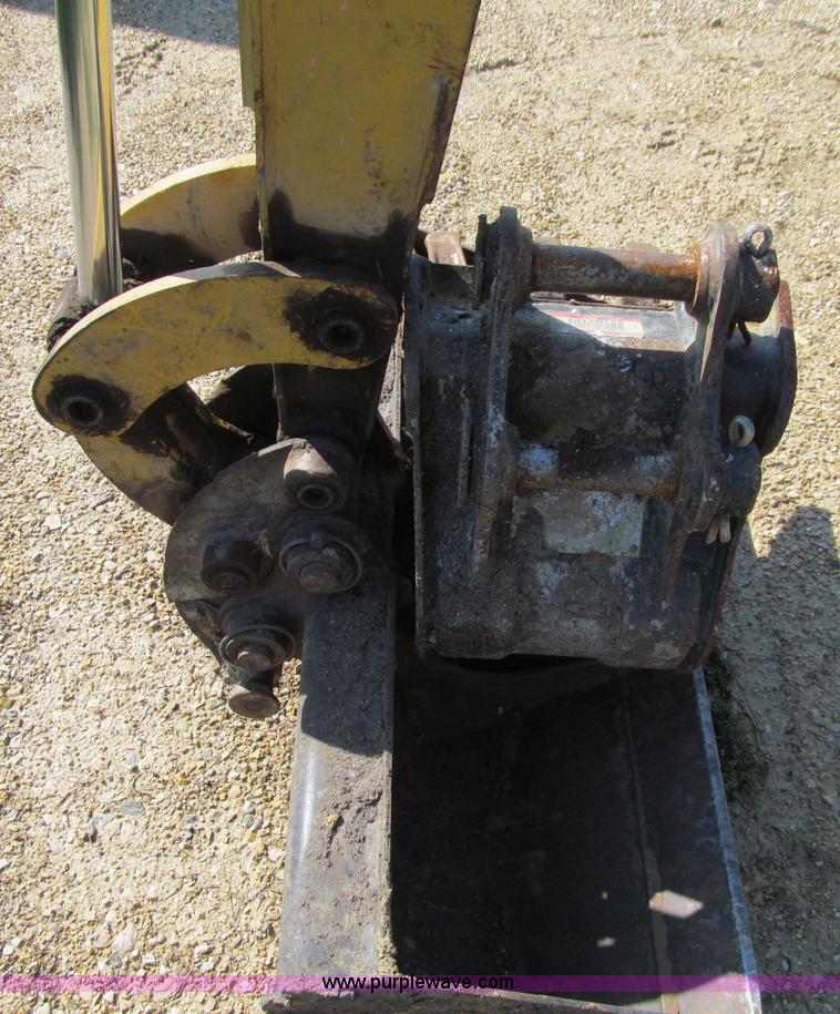 image for item J3432 2005 Caterpillar 301.8 mini excavator