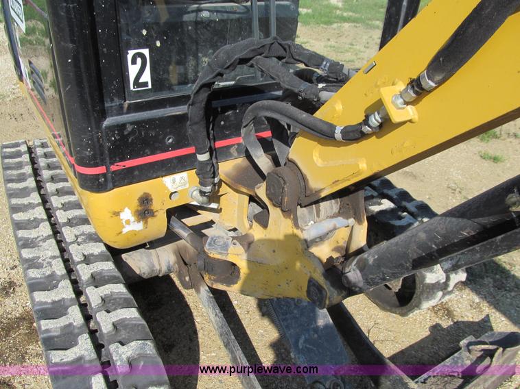 image for item J3432 2005 Caterpillar 301.8 mini excavator